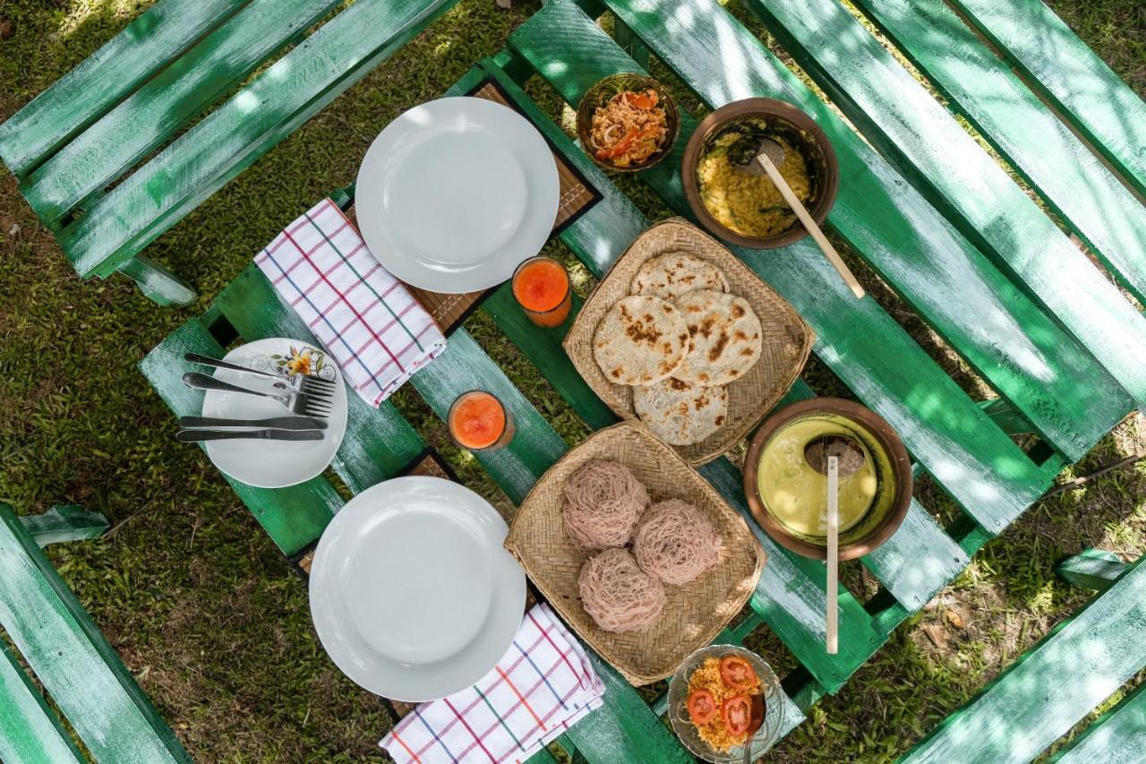 Cosynsurf Bed & Breakfast Матара Екстериор снимка