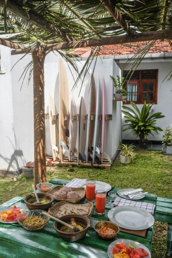 Cosynsurf Bed & Breakfast Матара Екстериор снимка