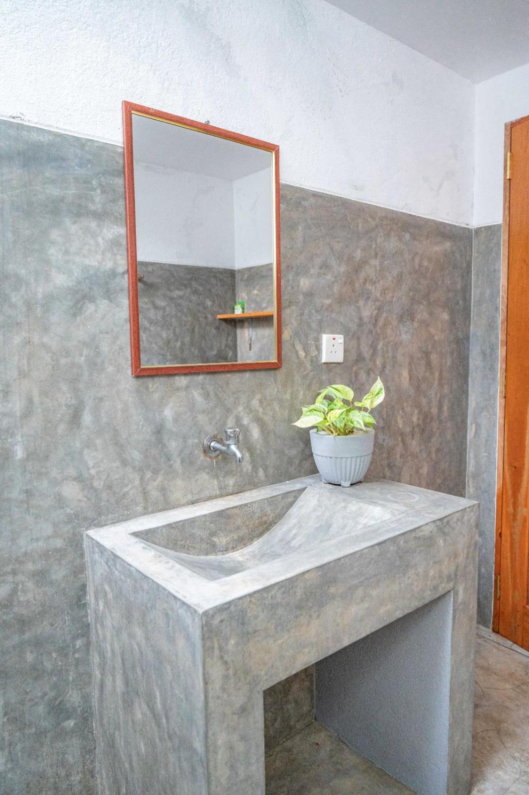 Cosynsurf Bed & Breakfast Матара Екстериор снимка